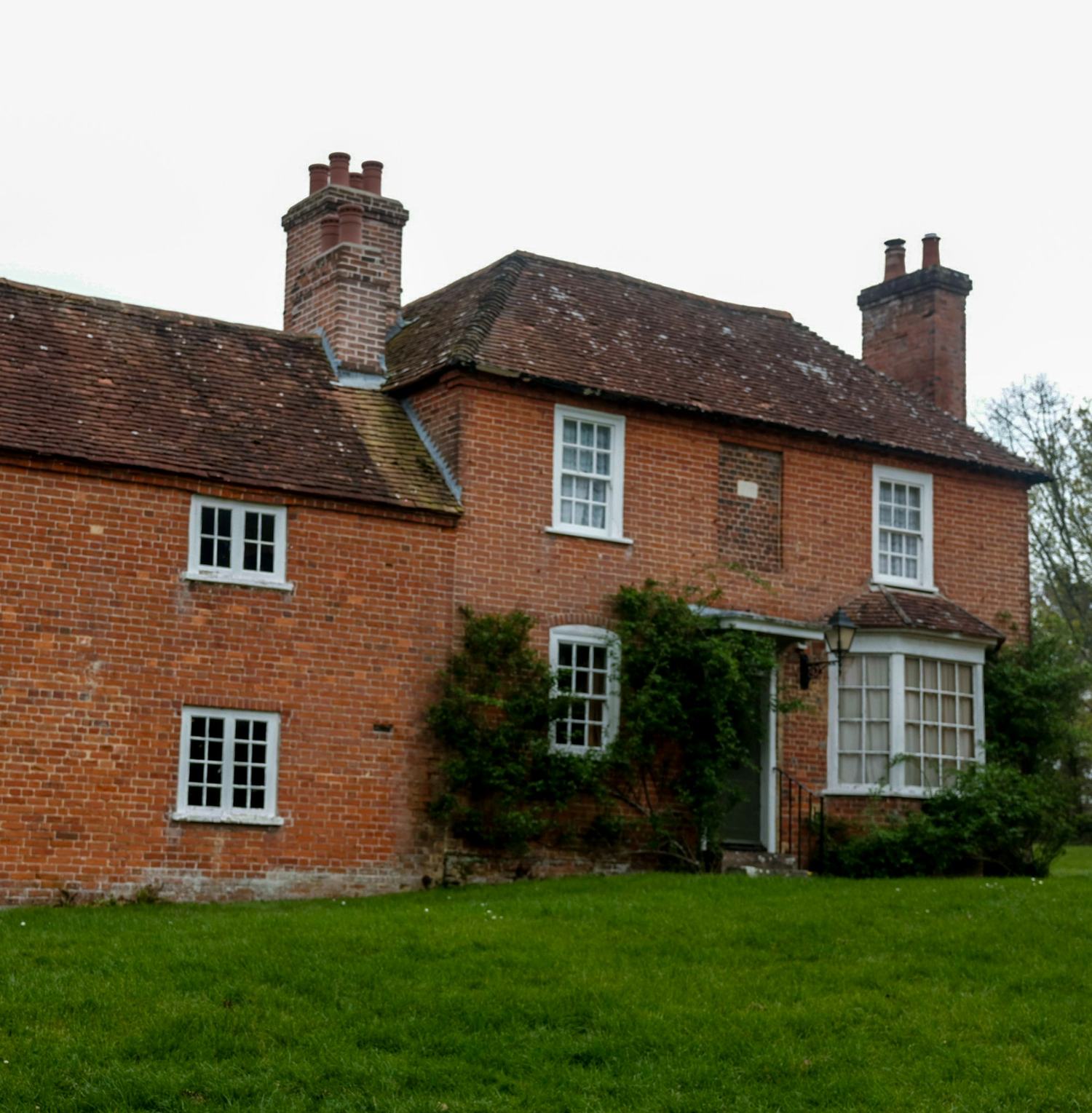 Outside the detached house in Great Shelford